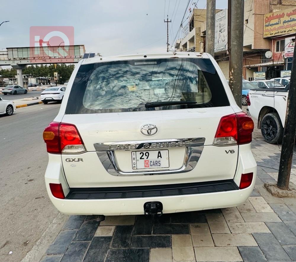 تويوتا لاندكروزر